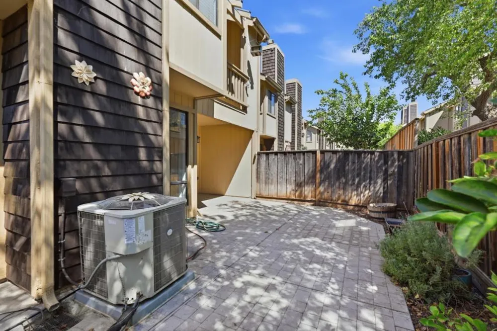 2163 Darnis Circle Morgan Hill, CA 95037