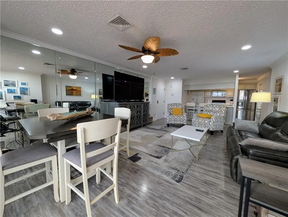 1400 Ocean Drive #1002C Corpus Christi, TX 78404