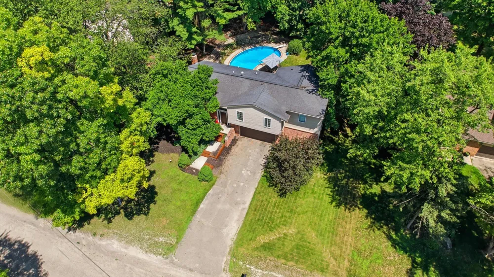 7737 Collingwood Drive Genoa Township, MI 48114