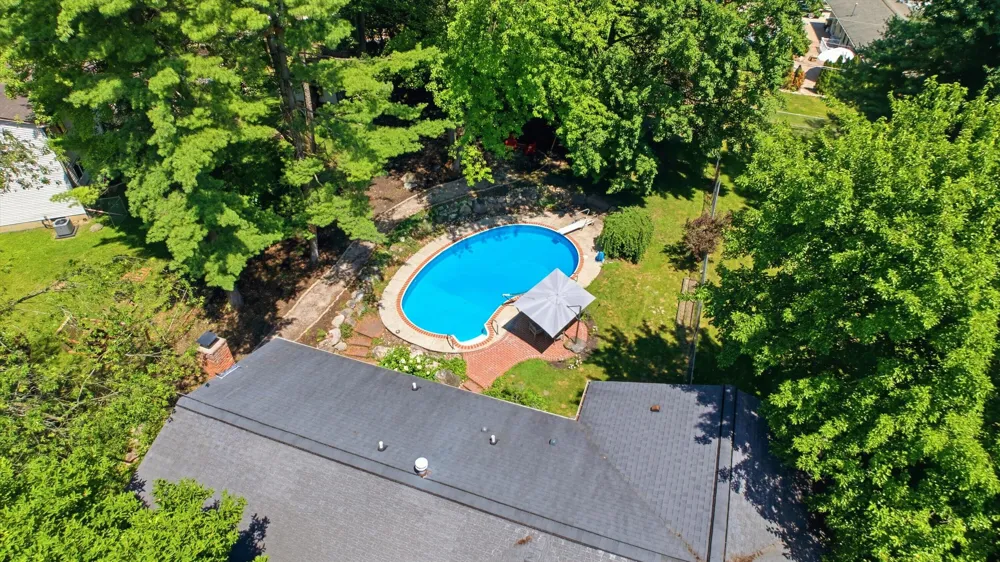 7737 Collingwood Drive Genoa Township, MI 48114