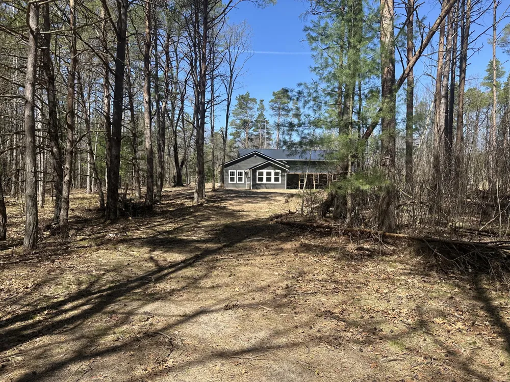 604 Beaver Road Lilley Township, MI 49309