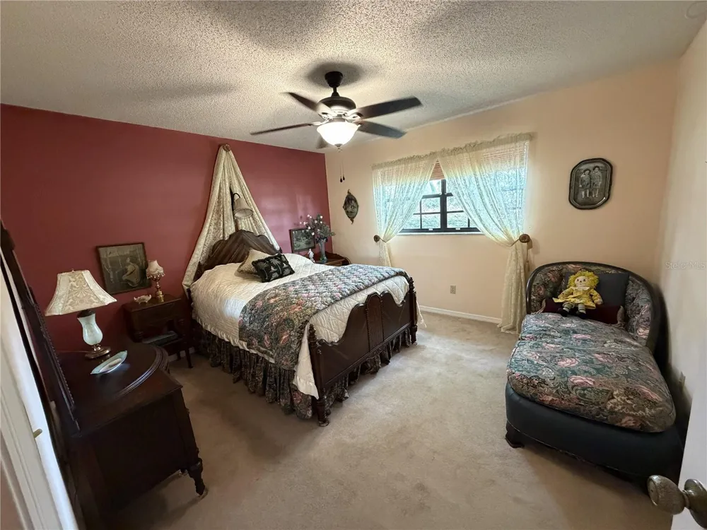 3925 SE 17TH STREET ocala, FL 34471