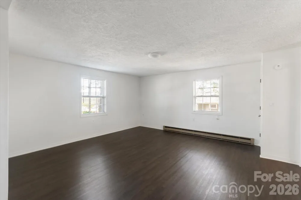 25 Montview Circle Brevard, NC 28712