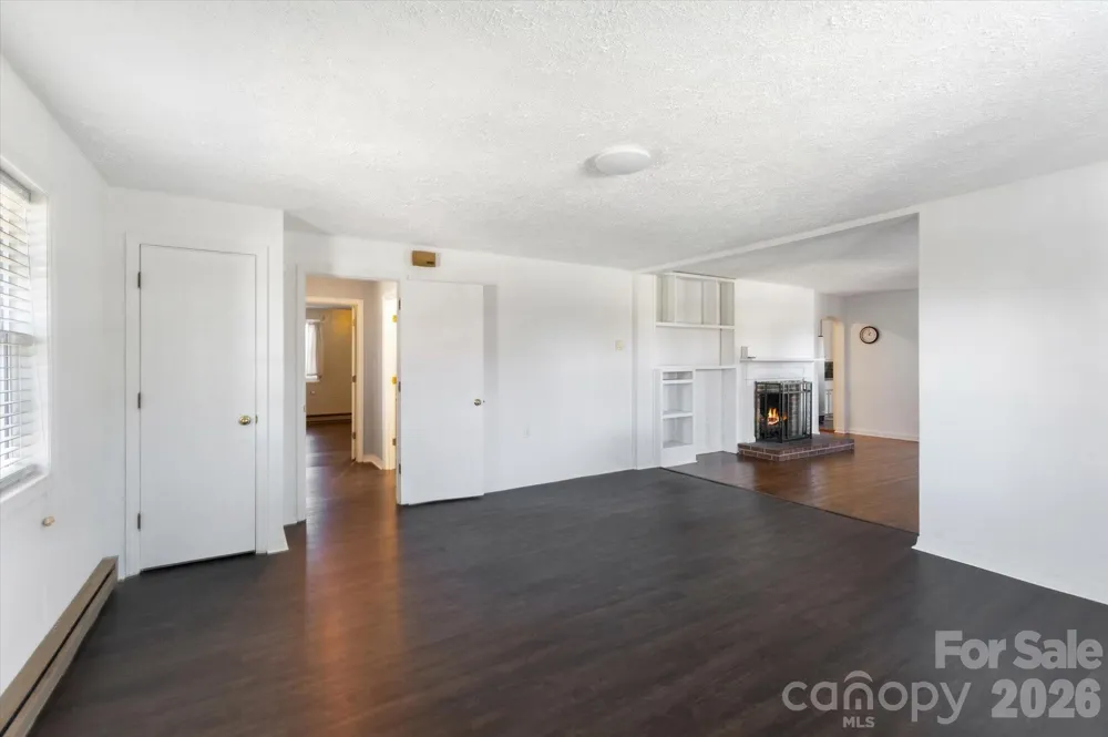 25 Montview Circle Brevard, NC 28712