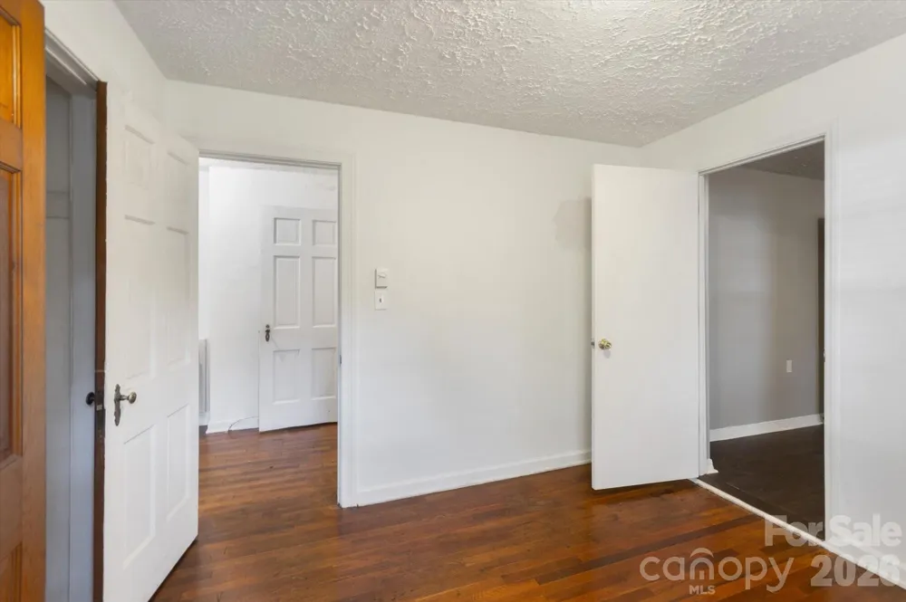 25 Montview Circle Brevard, NC 28712