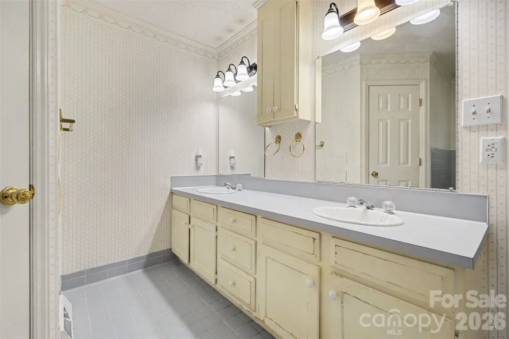 121 Country Creek Drive Kings Mountain, NC 28086