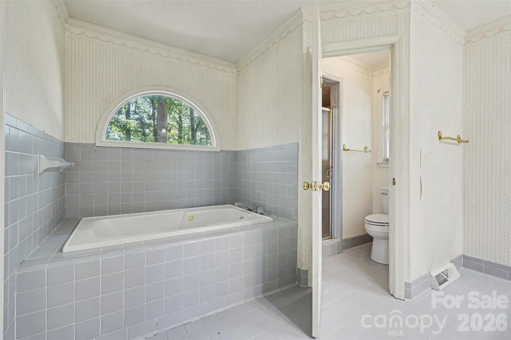 121 Country Creek Drive Kings Mountain, NC 28086