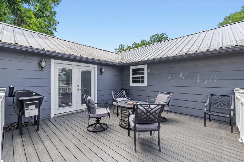304 Victor Street Comanche, TX 76442