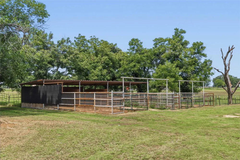 304 Victor Street Comanche, TX 76442
