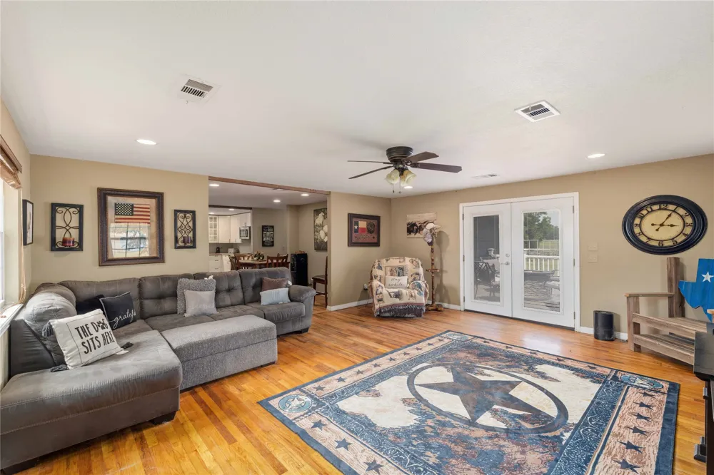 304 Victor Street Comanche, TX 76442