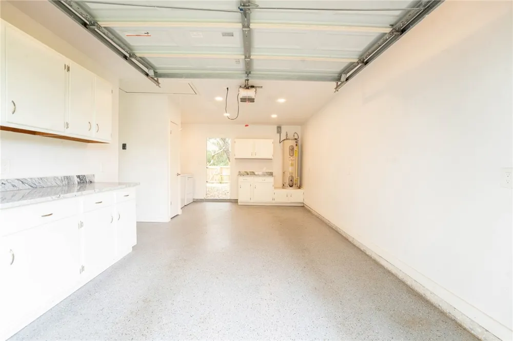 109 Saunders Lane Aransas Pass, TX 78336