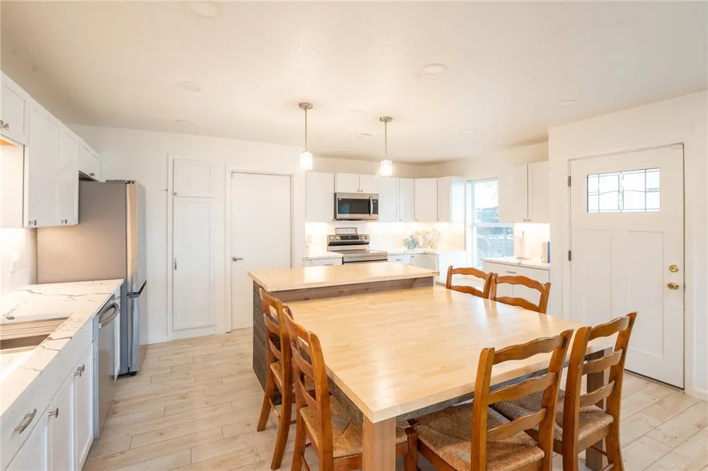 109 Saunders Lane Aransas Pass, TX 78336