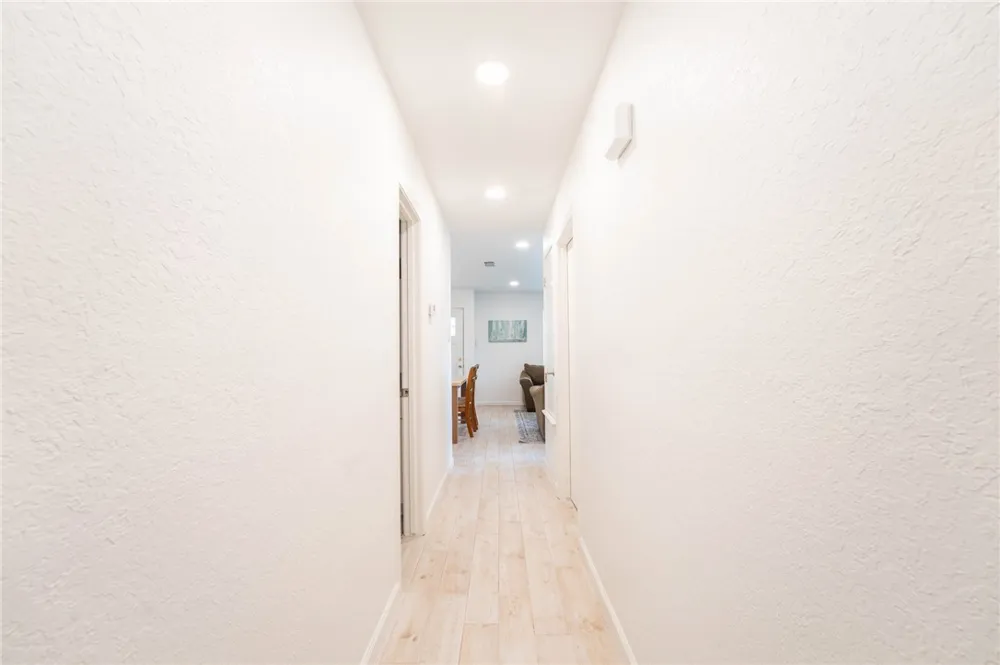 109 Saunders Lane Aransas Pass, TX 78336
