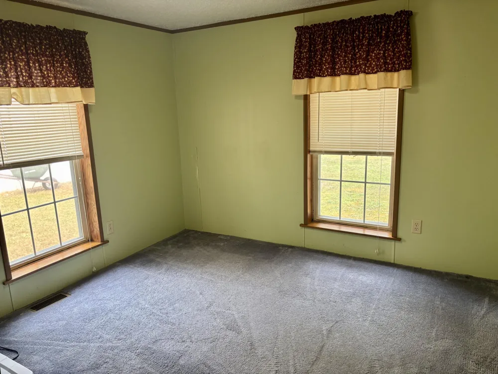 8464 15 Mile Road Paris, MI 49338