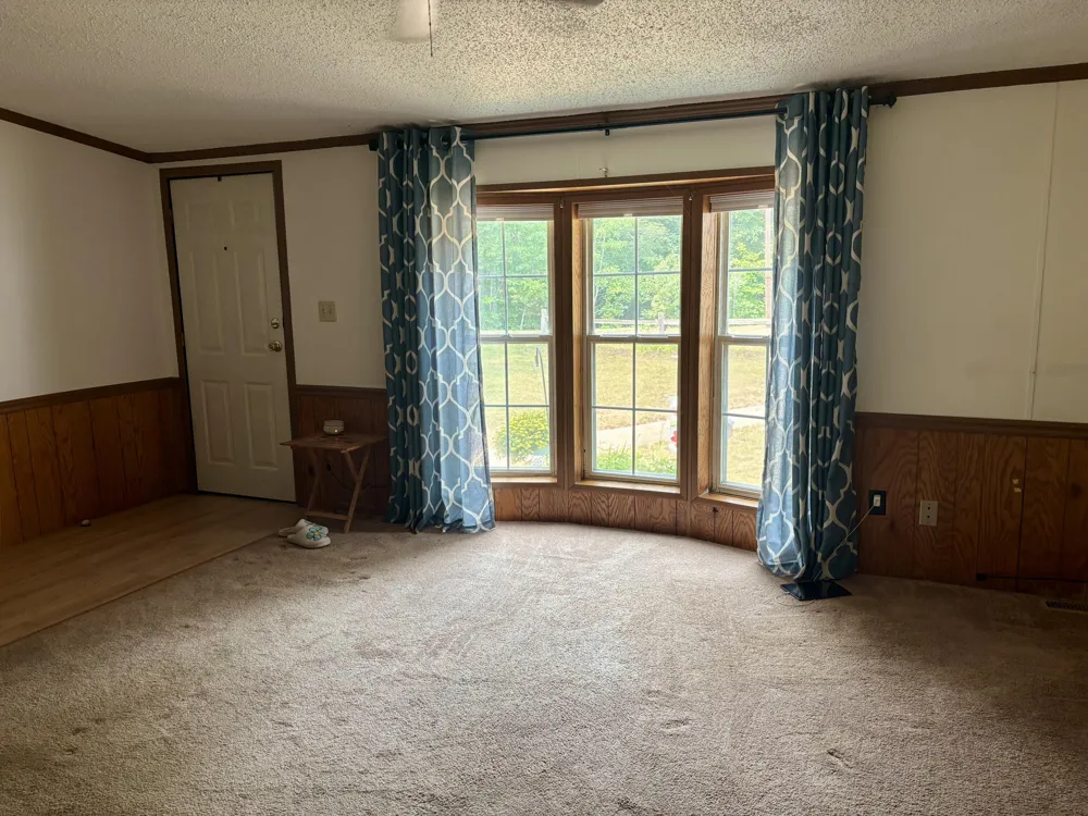 8464 15 Mile Road Paris, MI 49338