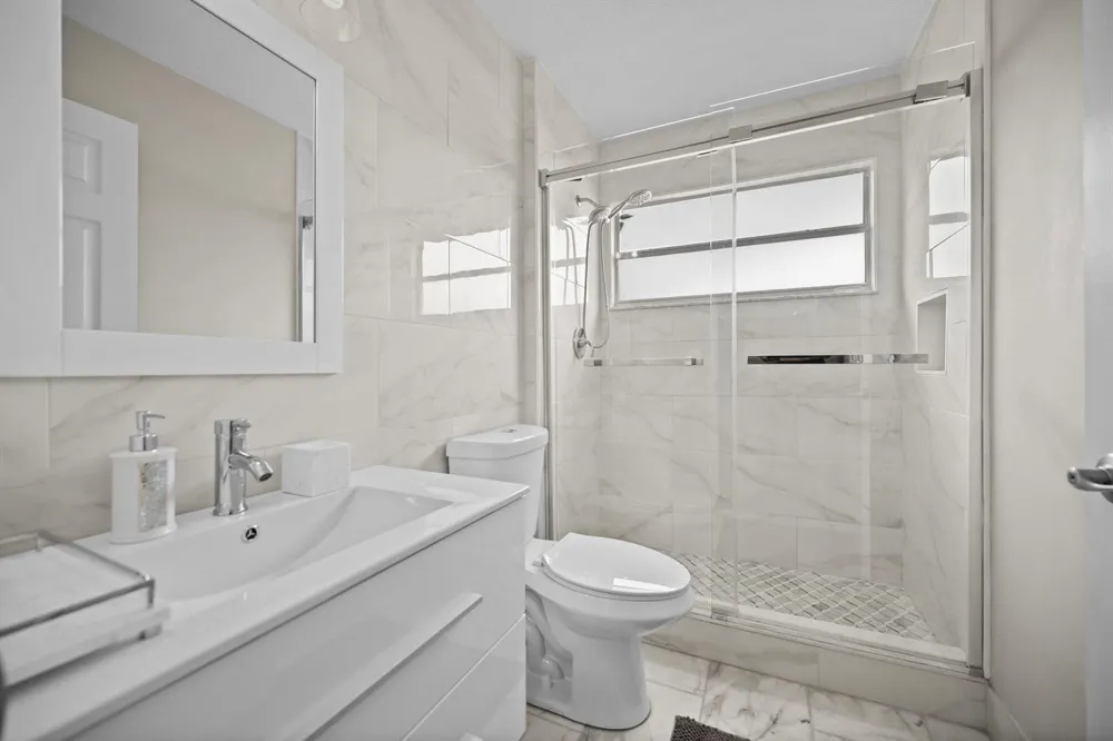 133 Nottingham Road Royal Palm Beach, FL 33411