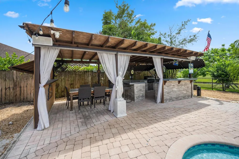 133 Nottingham Road Royal Palm Beach, FL 33411