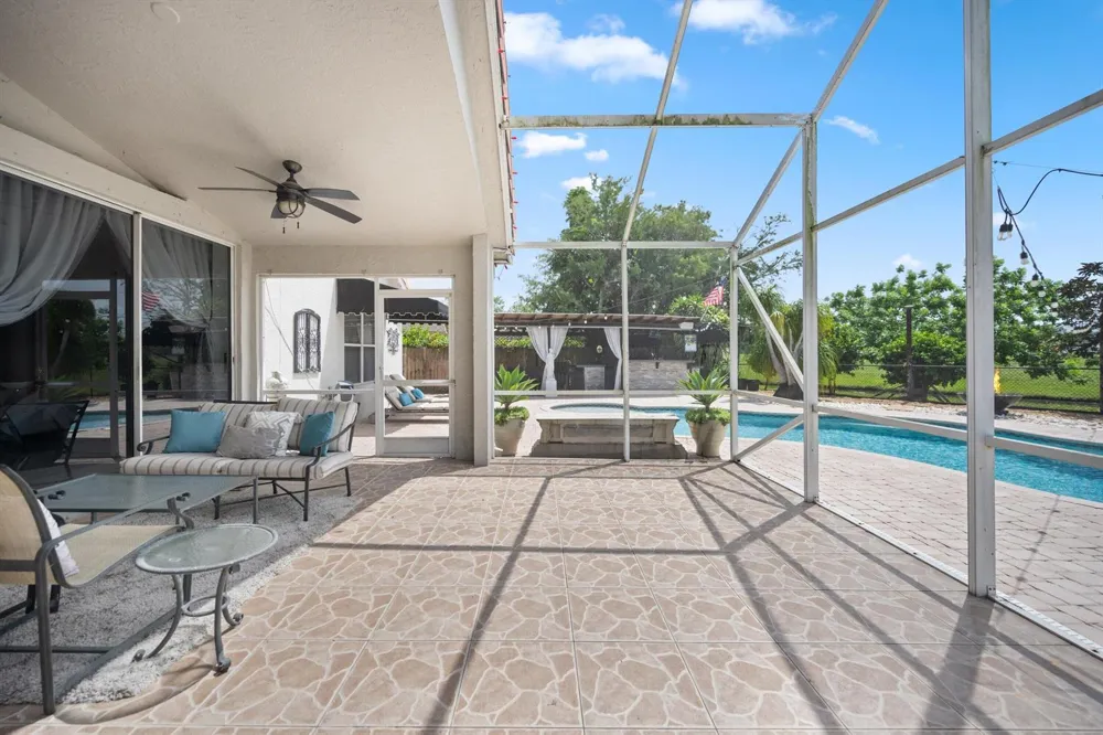 133 Nottingham Road Royal Palm Beach, FL 33411