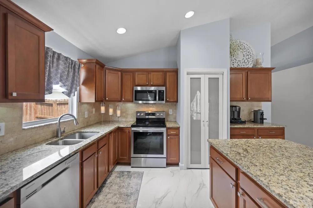 133 Nottingham Road Royal Palm Beach, FL 33411
