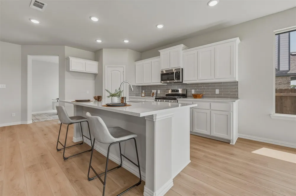 3401 Helena Street Gainesville, TX 76240