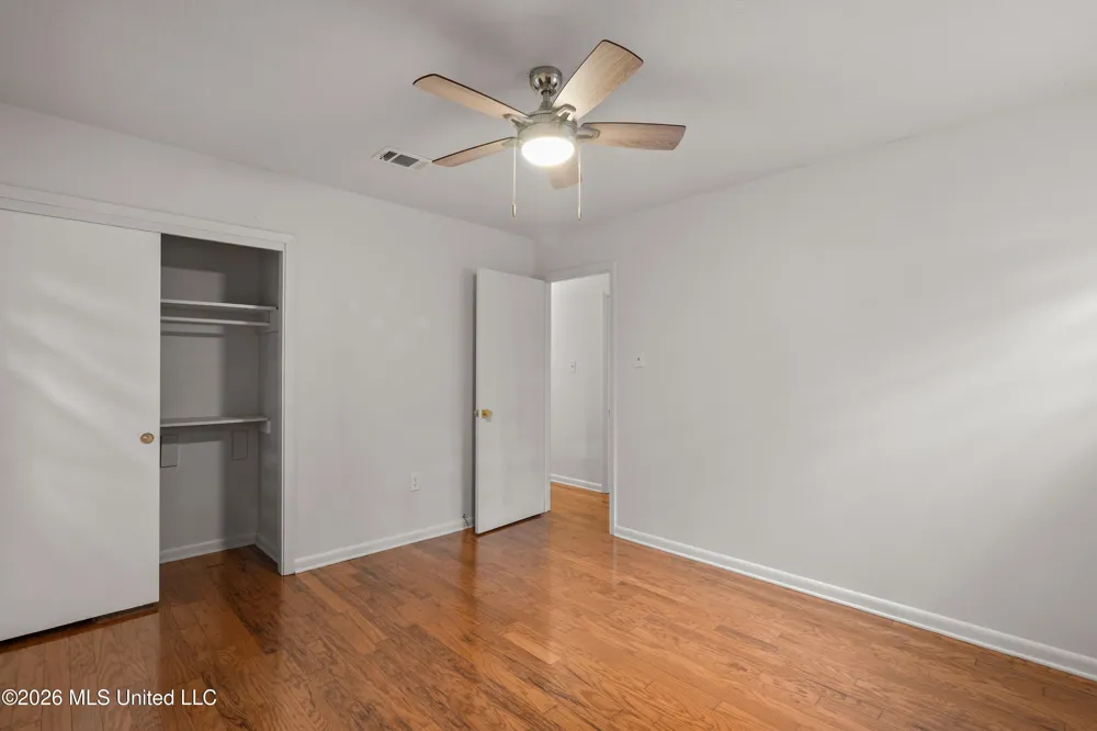 100 Virginia Drive Hattiesburg, MS 39401