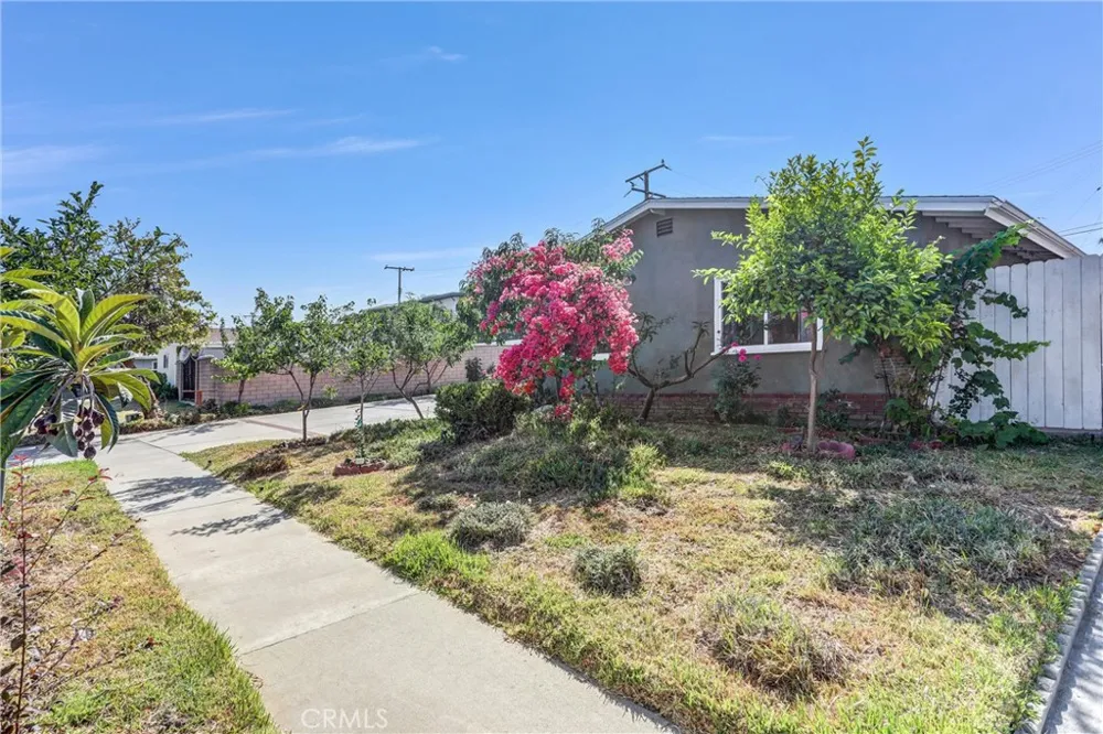 1468 Sunkist La Puente, CA 91746