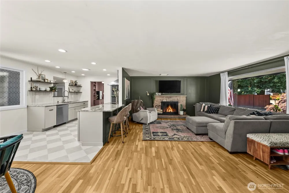 3517 Oas Drive W University Place, WA 98466