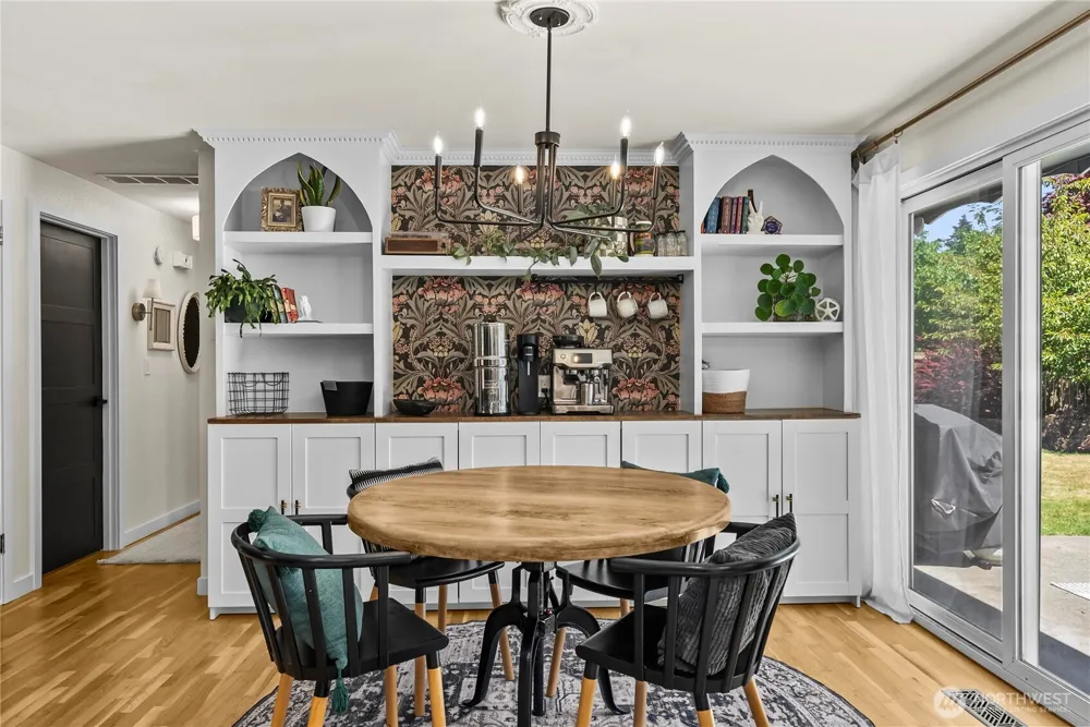 3517 Oas Drive W University Place, WA 98466