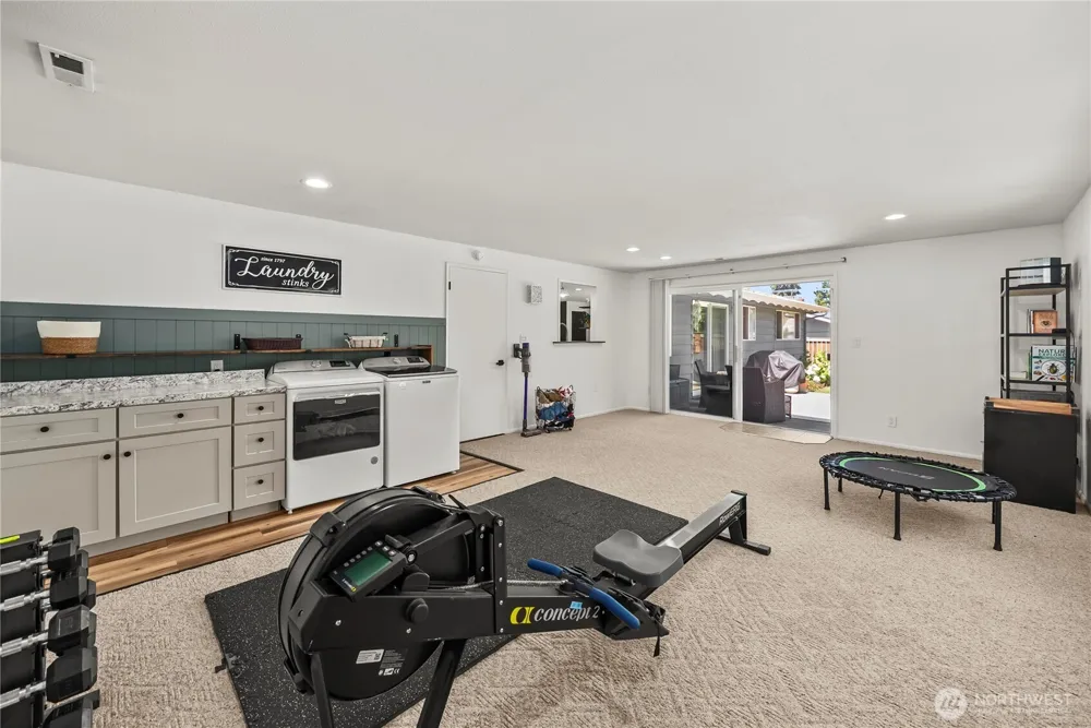 3517 Oas Drive W University Place, WA 98466