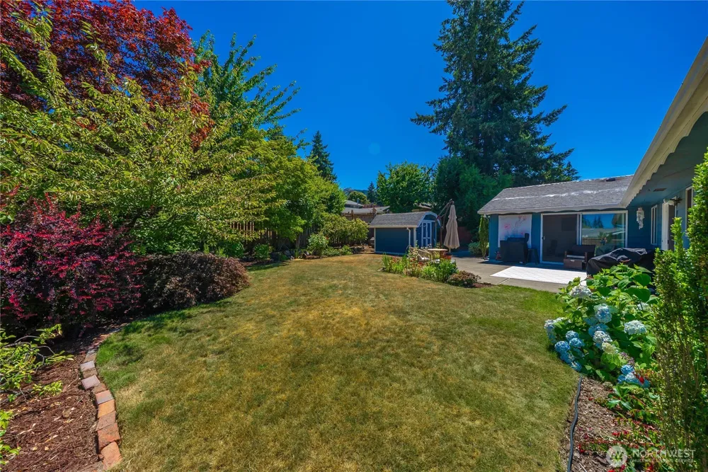 3517 Oas Drive W University Place, WA 98466