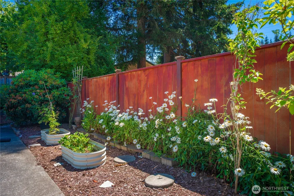 3517 Oas Drive W University Place, WA 98466