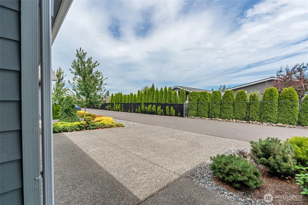 643 Gascon Place Sequim, WA 98382