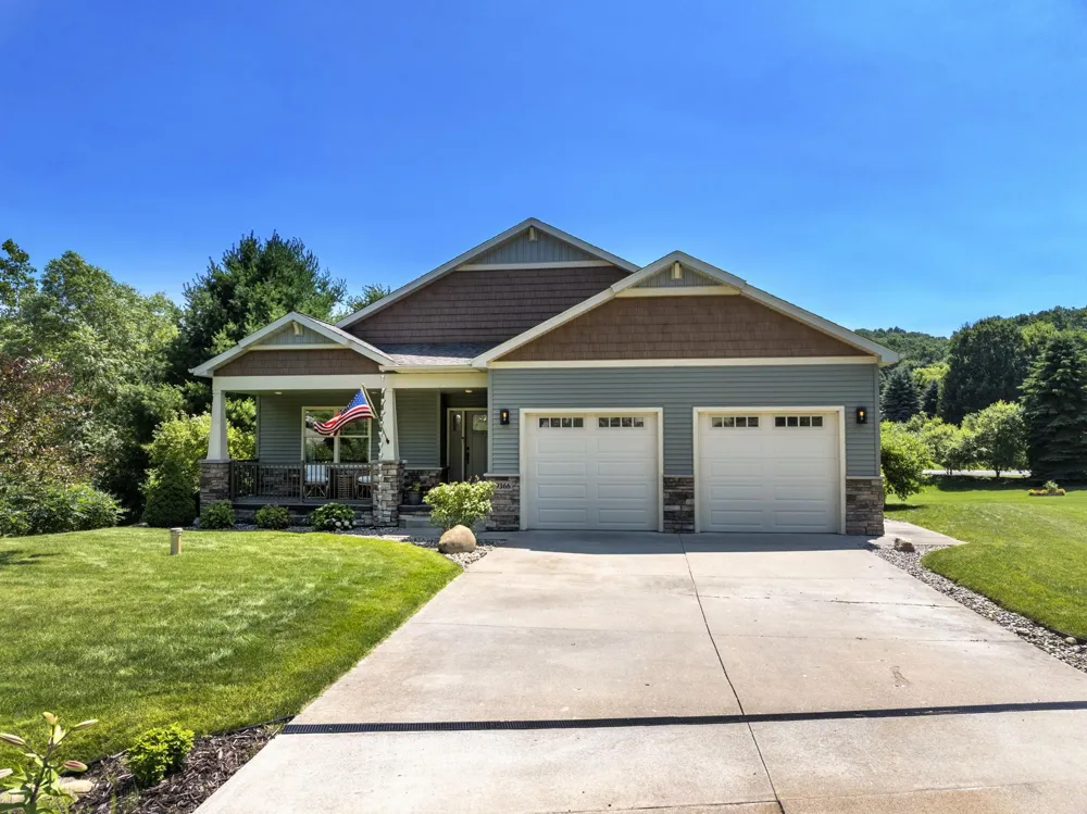 9366 E Summerfield Drive Elmwood Charter Township, MI 49684
