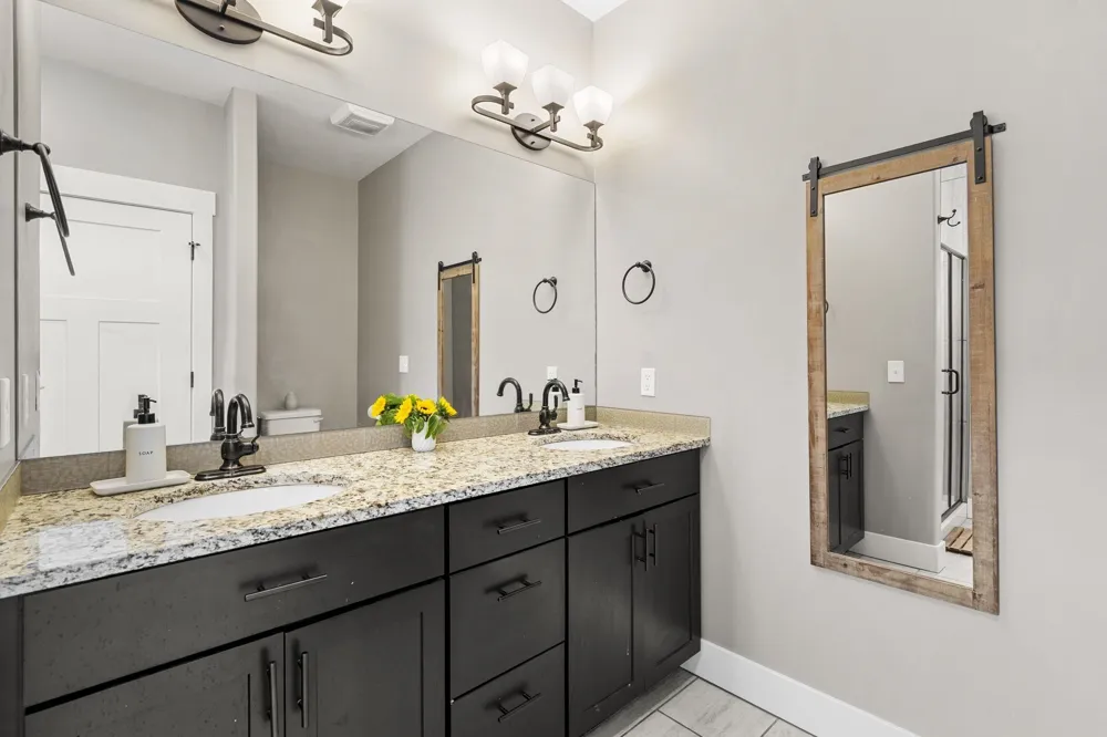 9366 E Summerfield Drive Elmwood Charter Township, MI 49684