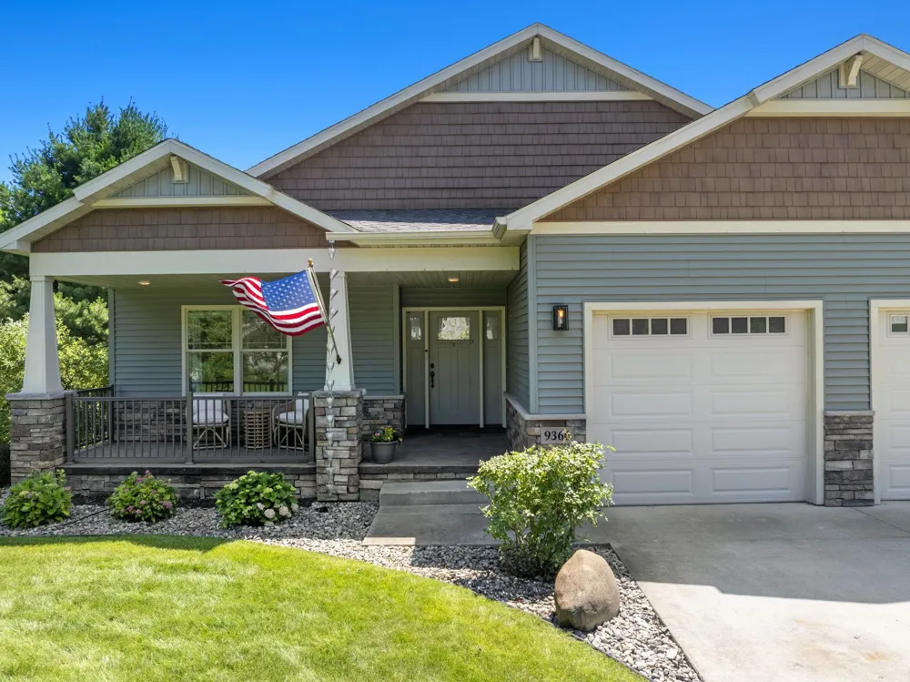 9366 E Summerfield Drive Elmwood Charter Township, MI 49684