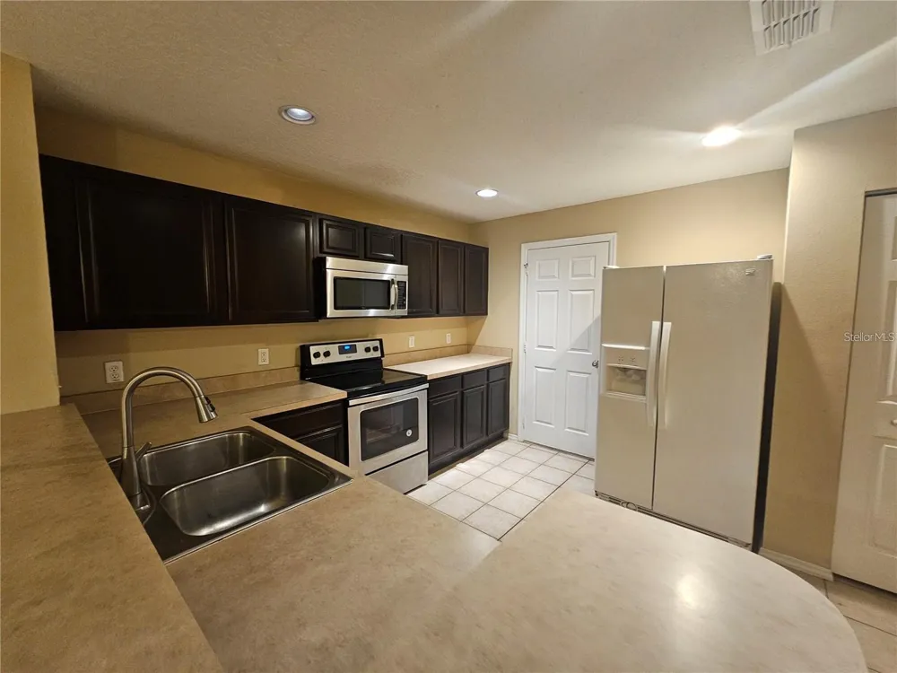 622 OLD PINE CT Sanford, FL 32773