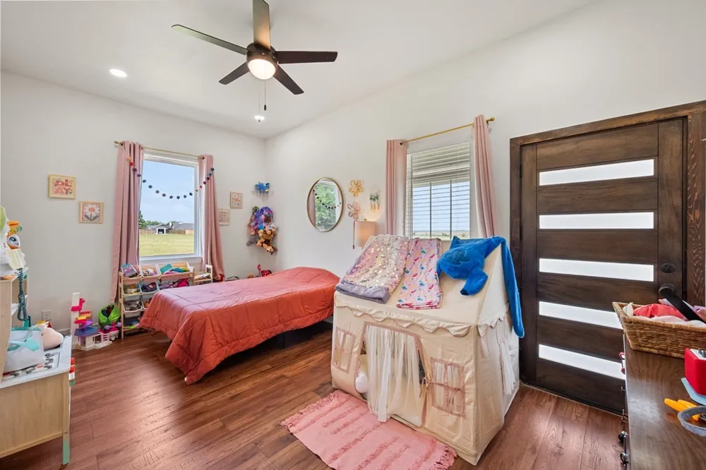 363 Cross Tie Ranch Road Trinidad, TX 75163