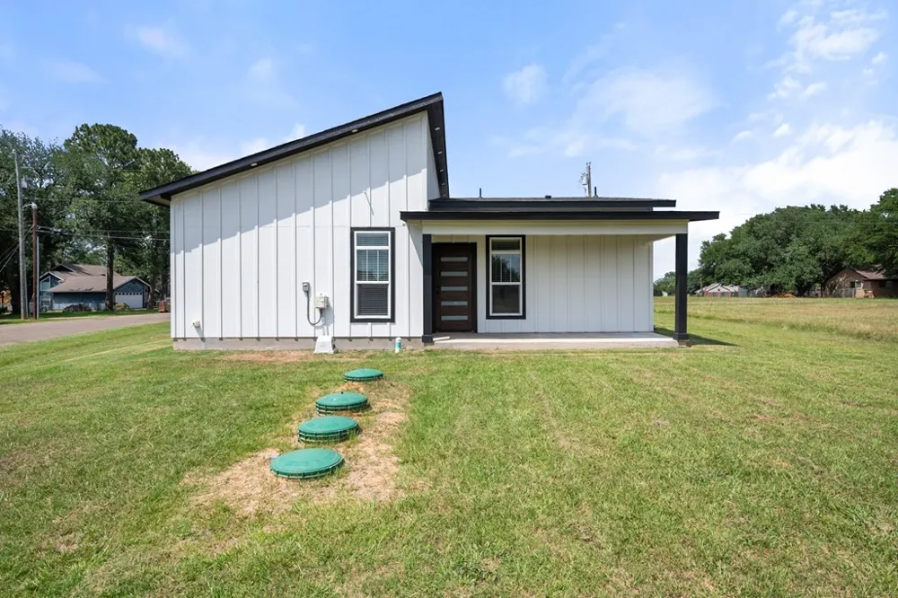 363 Cross Tie Ranch Road Trinidad, TX 75163