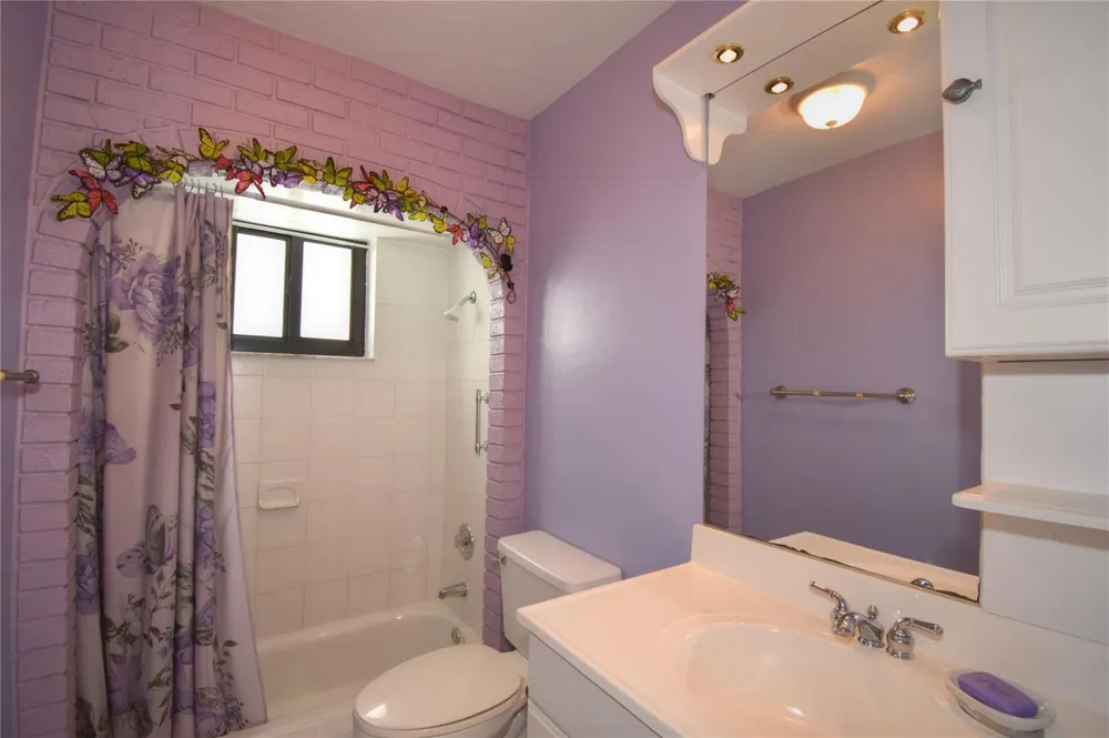 4148 NW 19TH TERRACE Oakland Park, FL 33309
