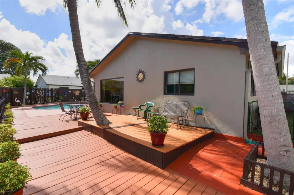 4148 NW 19TH TERRACE Oakland Park, FL 33309