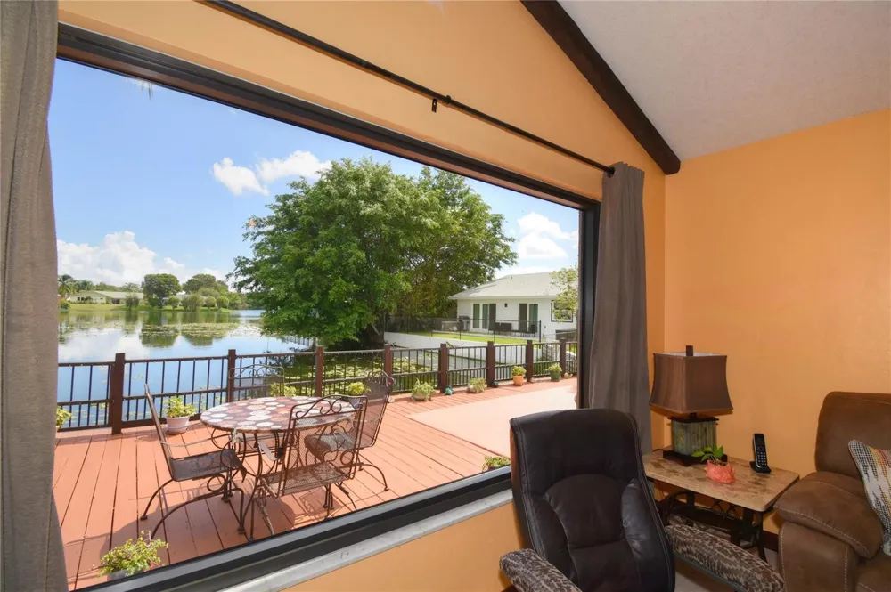 4148 NW 19TH TERRACE Oakland Park, FL 33309