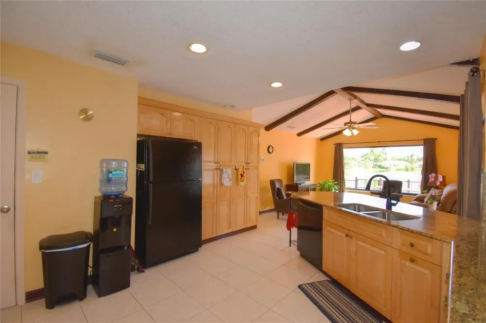 4148 NW 19TH TERRACE Oakland Park, FL 33309