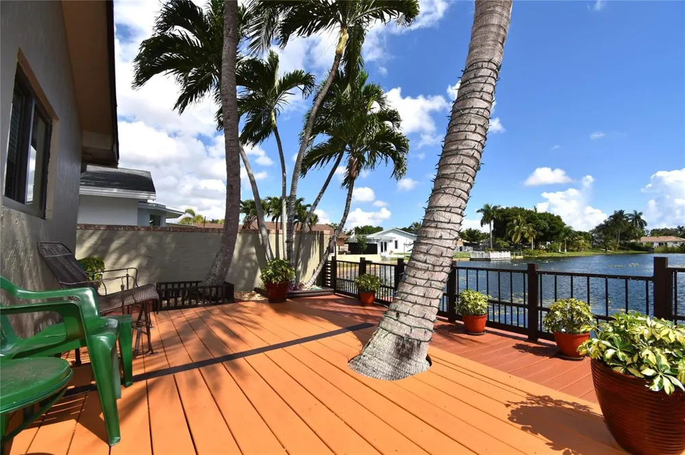 4148 NW 19TH TERRACE Oakland Park, FL 33309