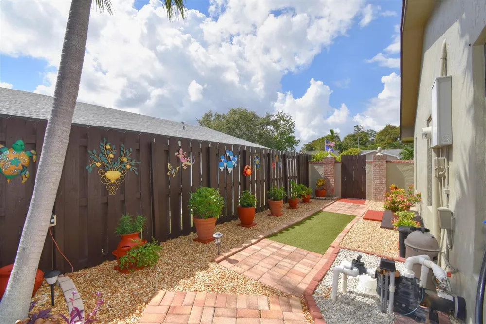 4148 NW 19TH TERRACE Oakland Park, FL 33309
