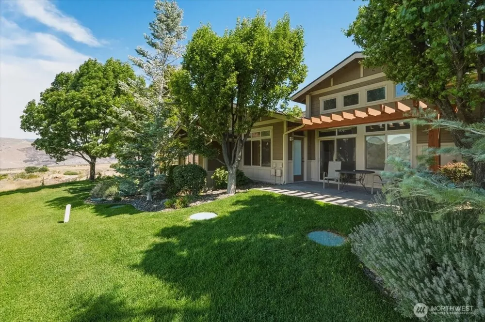 135 Red Hawk Drive Orondo, WA 98843