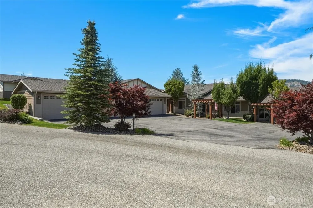135 Red Hawk Drive Orondo, WA 98843