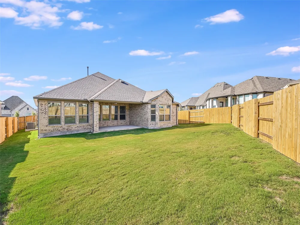 145 Bald Eagle Lane Kyle, TX 78640