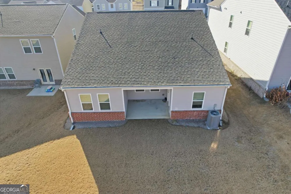 71 Carnaby ST Winder, GA 30680