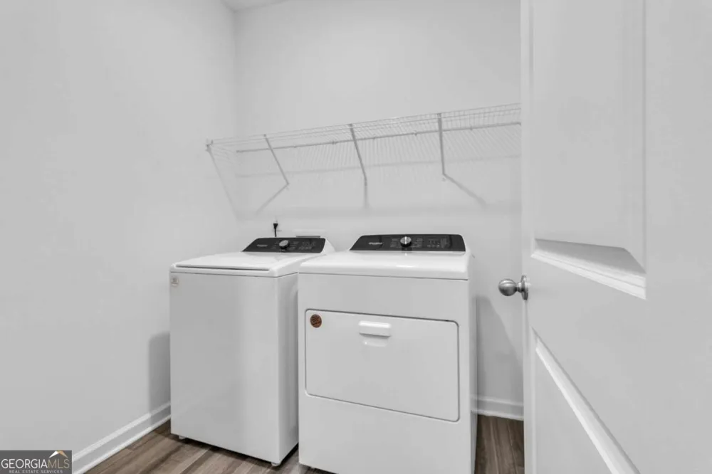 71 Carnaby ST Winder, GA 30680