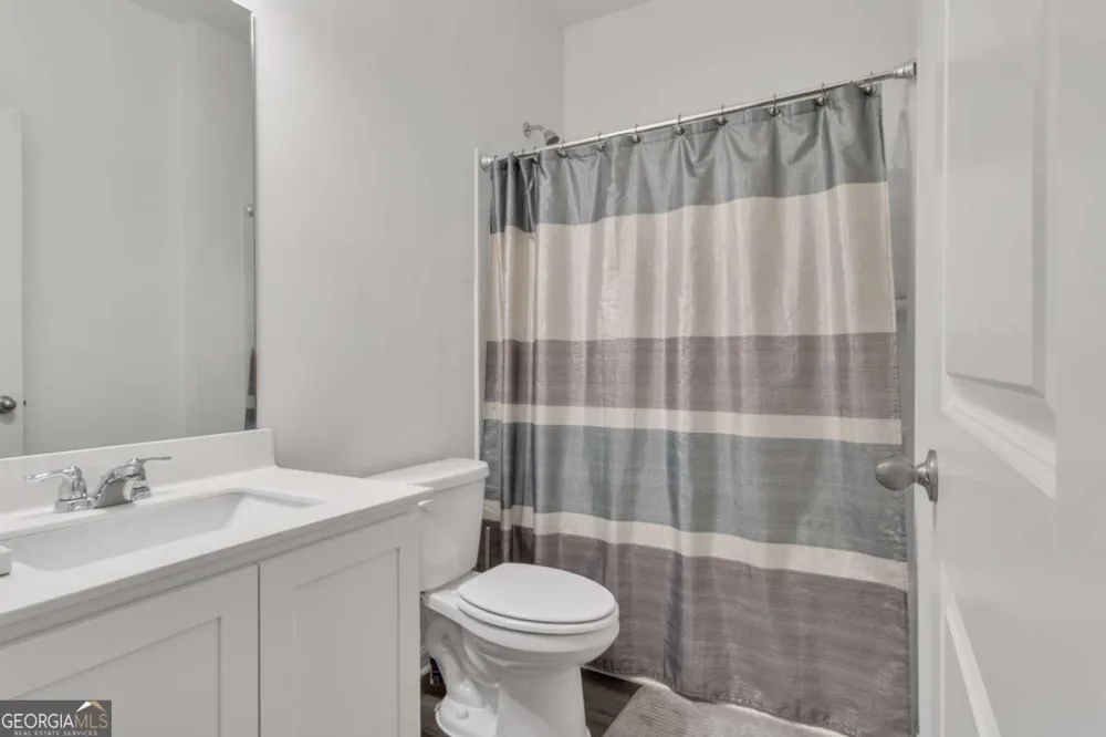 71 Carnaby ST Winder, GA 30680